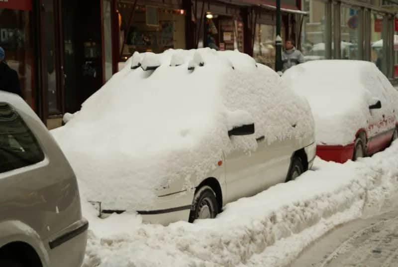 W jakiej temperaturze zamarza benzyna i jak uniknąć problemów zimą