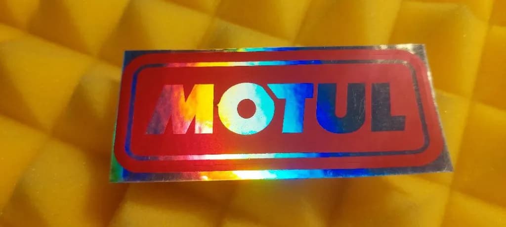 Najlepsze naklejki Motul: trwałość, rozmiary i gdzie kupić tanio
