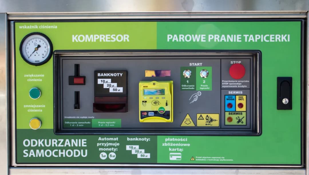 Jak płacić na myjni bezdotykowej i uniknąć problemów z płatnością