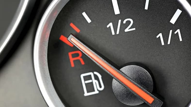 Jak zmniejszyć spalanie benzyny i zaoszczędzić na paliwie